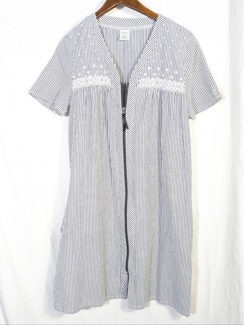 Croft & Barrow Seersucker Striped Zip Front House Dress Duster Grannycore S